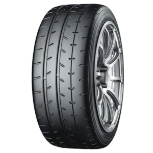 YOKOHAMA ADVAN A052 19″
