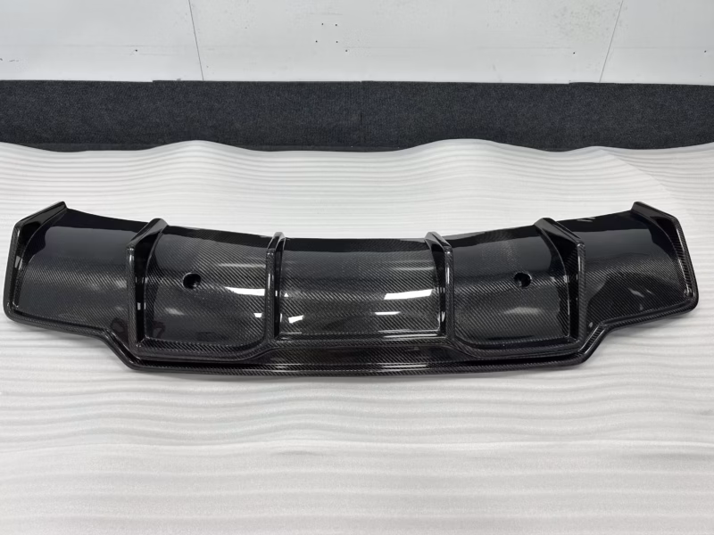 A&M Carbon Heck-Diffusor-Ansatz Tesla Model 3