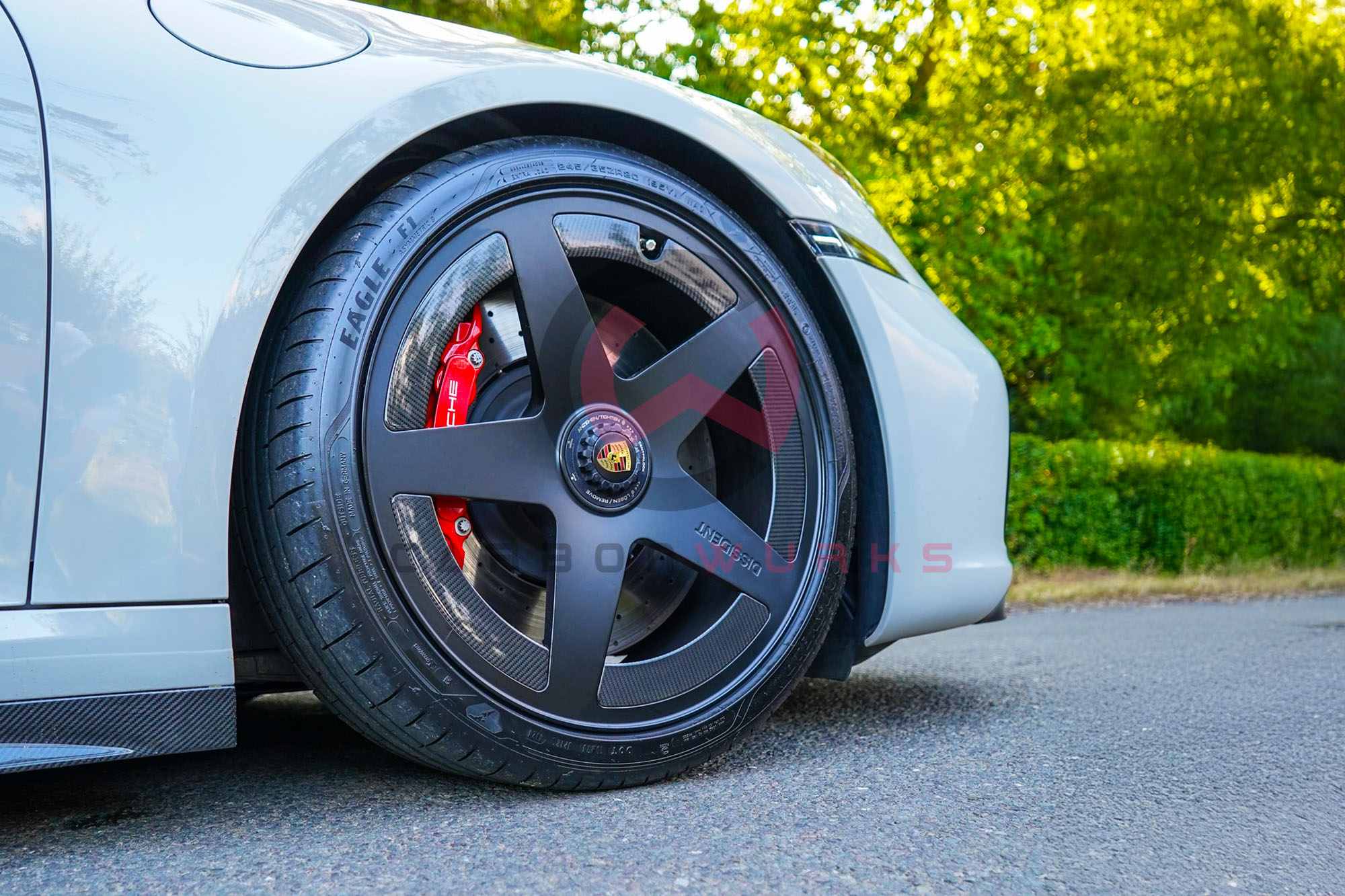 Porsche 911 GTS (992) Dissident Automotive Carbon Fibre Wheel Shrouds – Bild 2