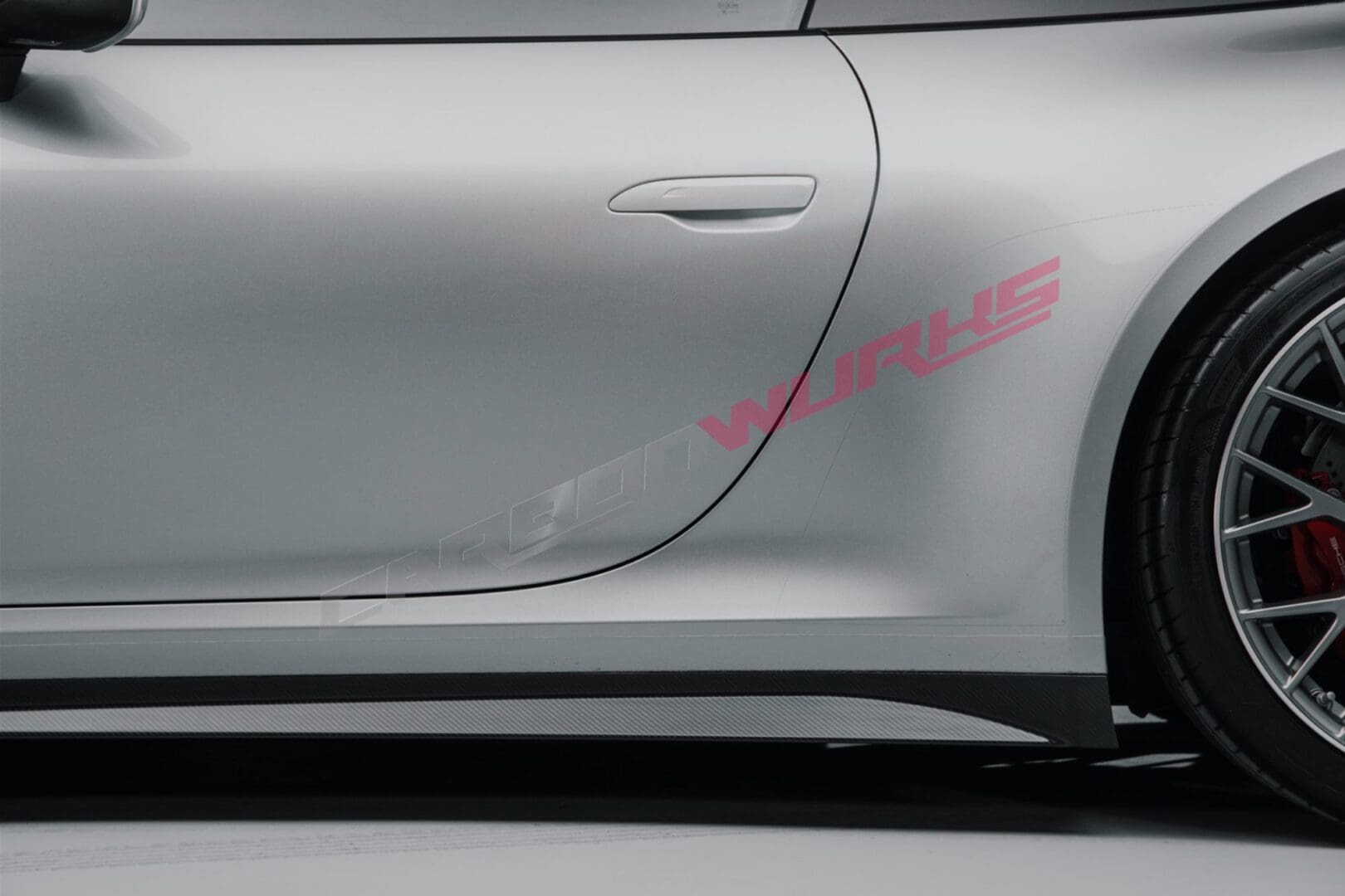 Porsche 911 Carrera 992.1 Dissident Automotive Carbon Seitenschweller – Bild 2