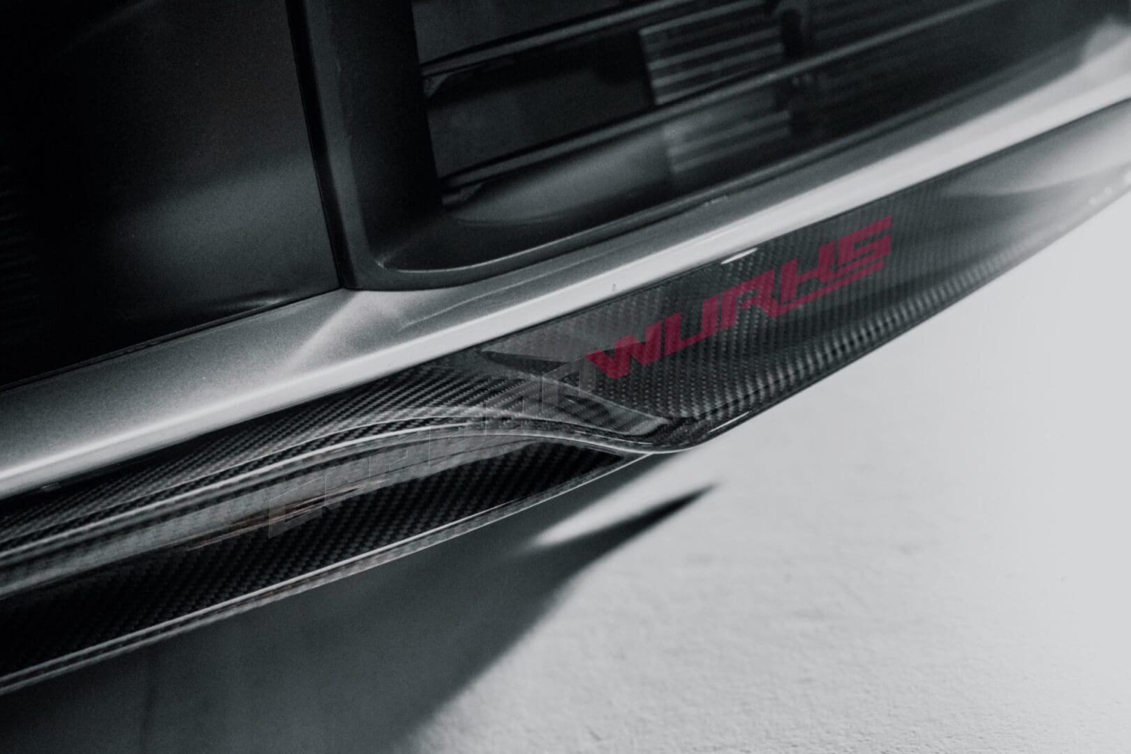 Porsche 911 Carrera 992.1 Dissident Automotive Carbon Front Splitter – Bild 3